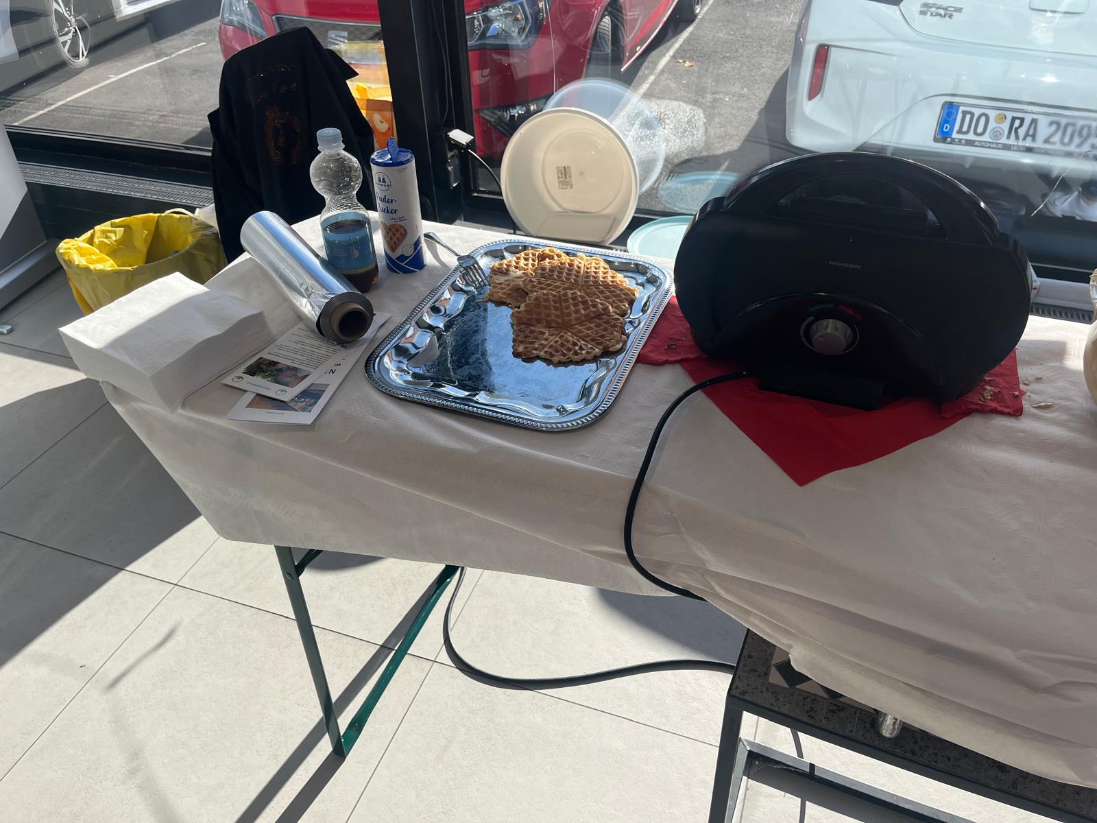 Die letzten leckeren Waffeln - am Ende blieben von den leckeren Waffeln noch 3 Stück übrig.