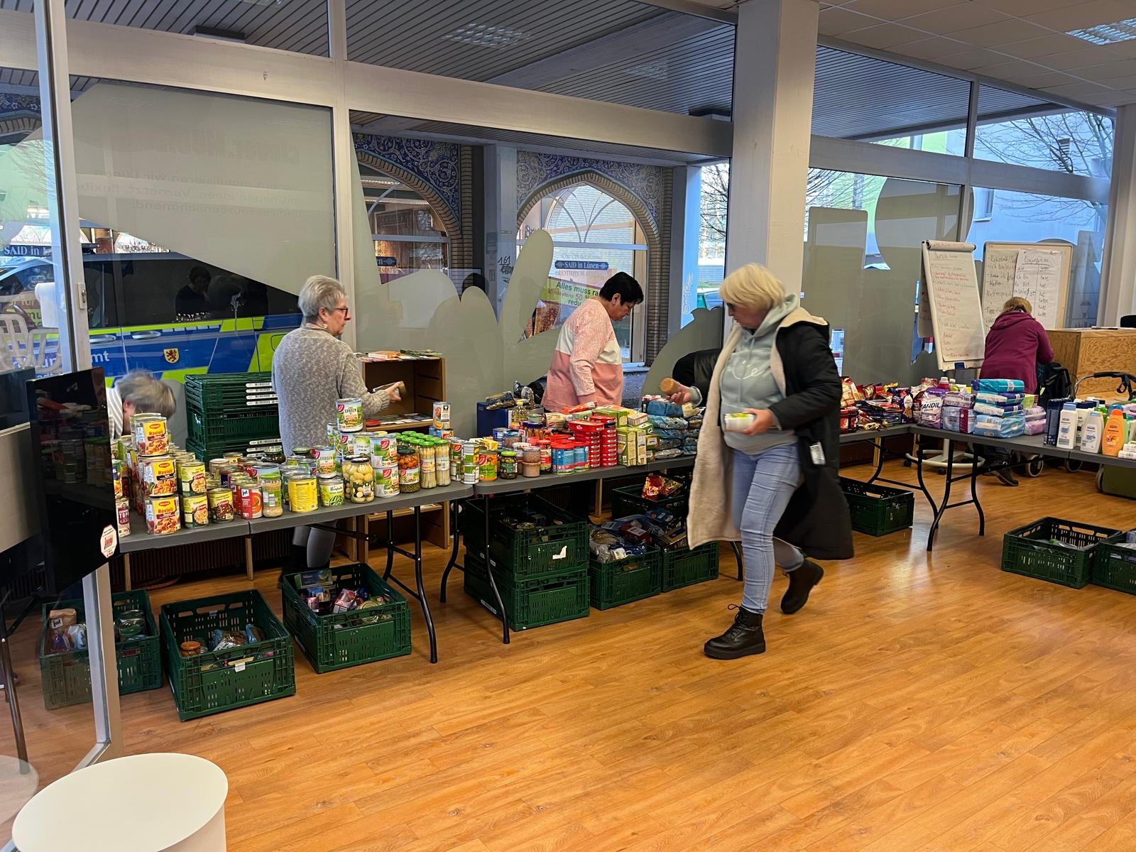 Haltbare Lebensmittel und Hygieneartikel waren wieder reichlich vorhanden.