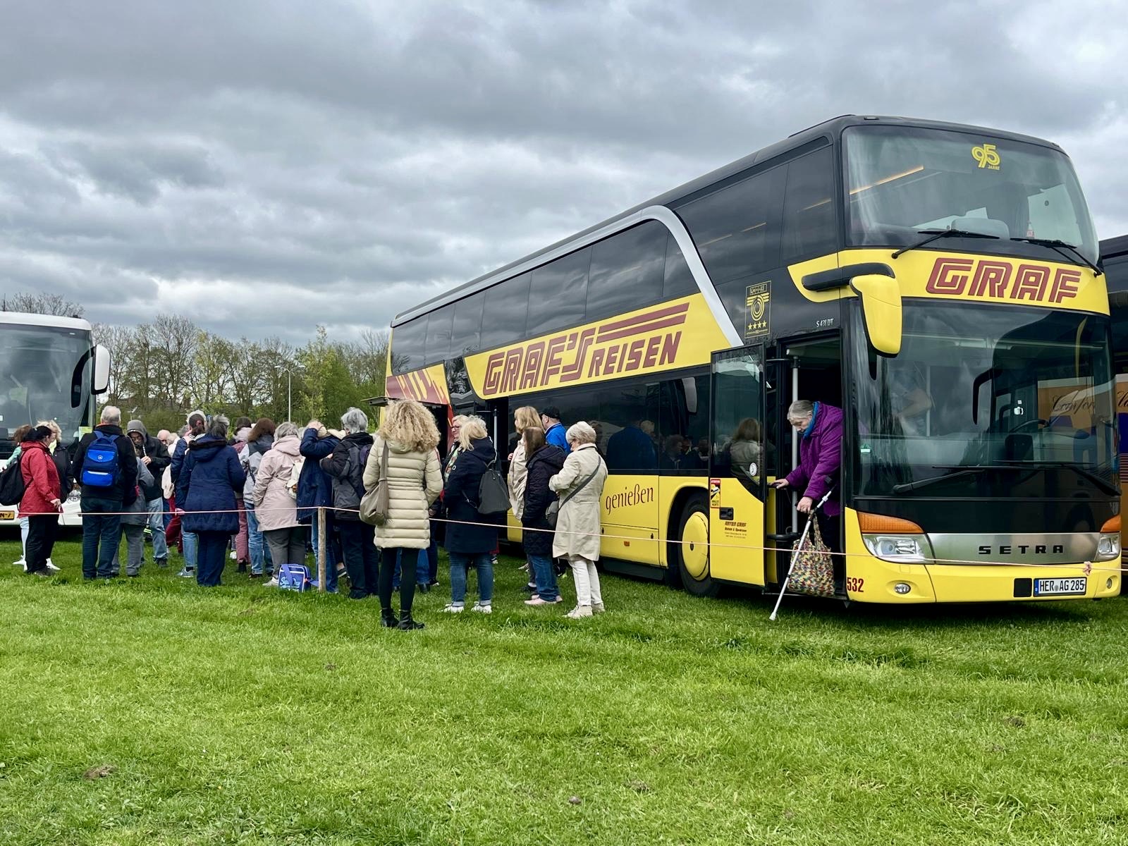 Bus-Transfer mit GRAF's Reisen für die Seniorinnen und Senioren