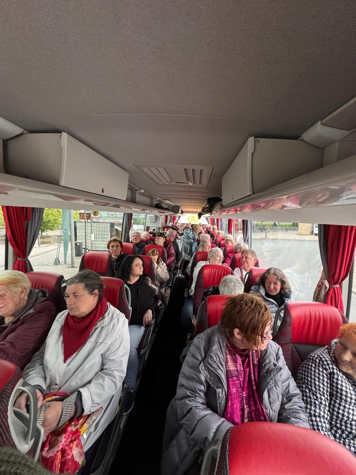 Transfer mit dem Reisebus zum Halterner See und wieder nach Hause