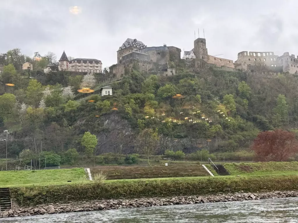 Schlösser und Burgen